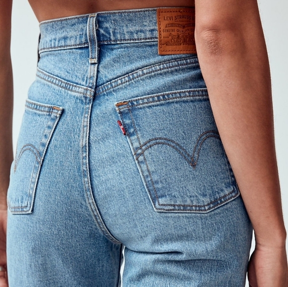 Levi's Ribcage High-Rise Crop Flare Jeans 29 - Picture 13 of 15